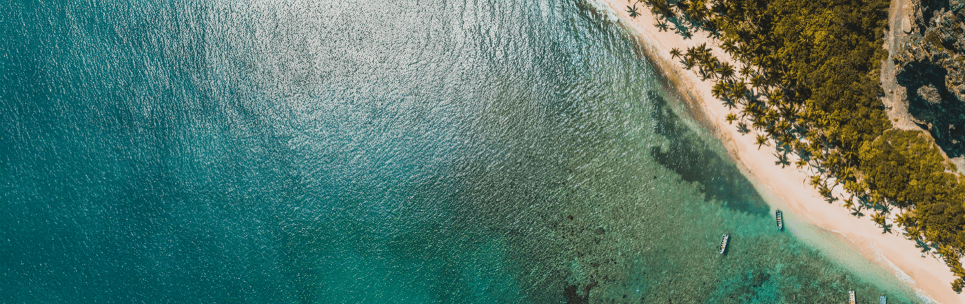 Paysage de voyage lumineux